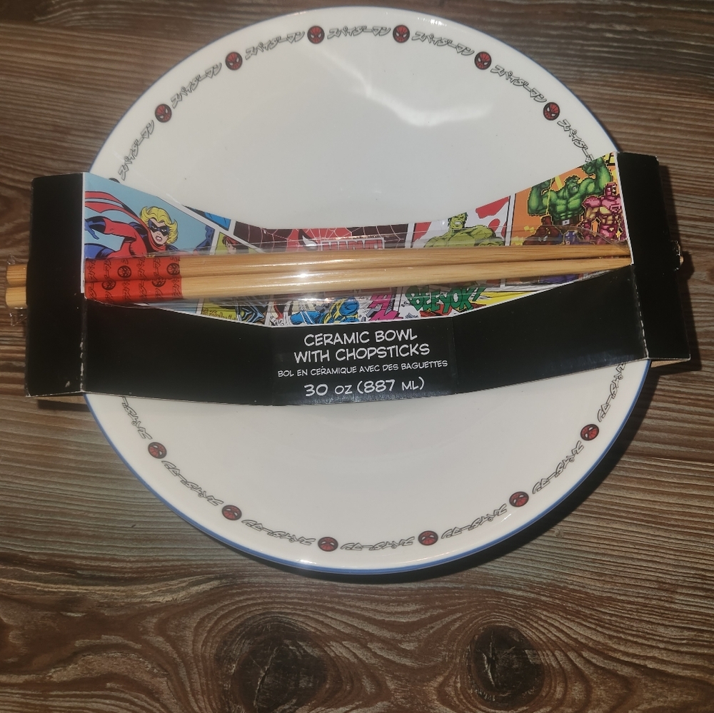 Marvel Ceramic Bowl with Chopsticks NEW